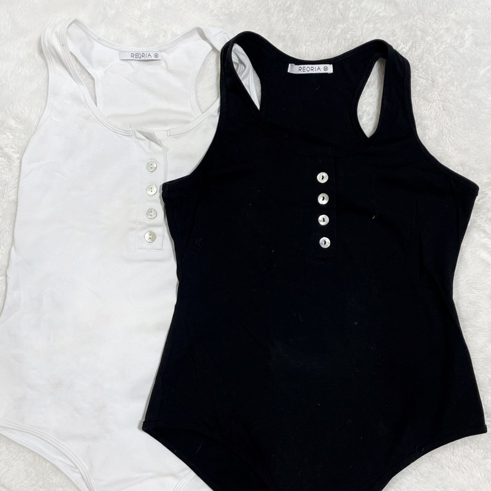 🖤🤍Brand new, never worn two Henley style bodysuits from Amazon